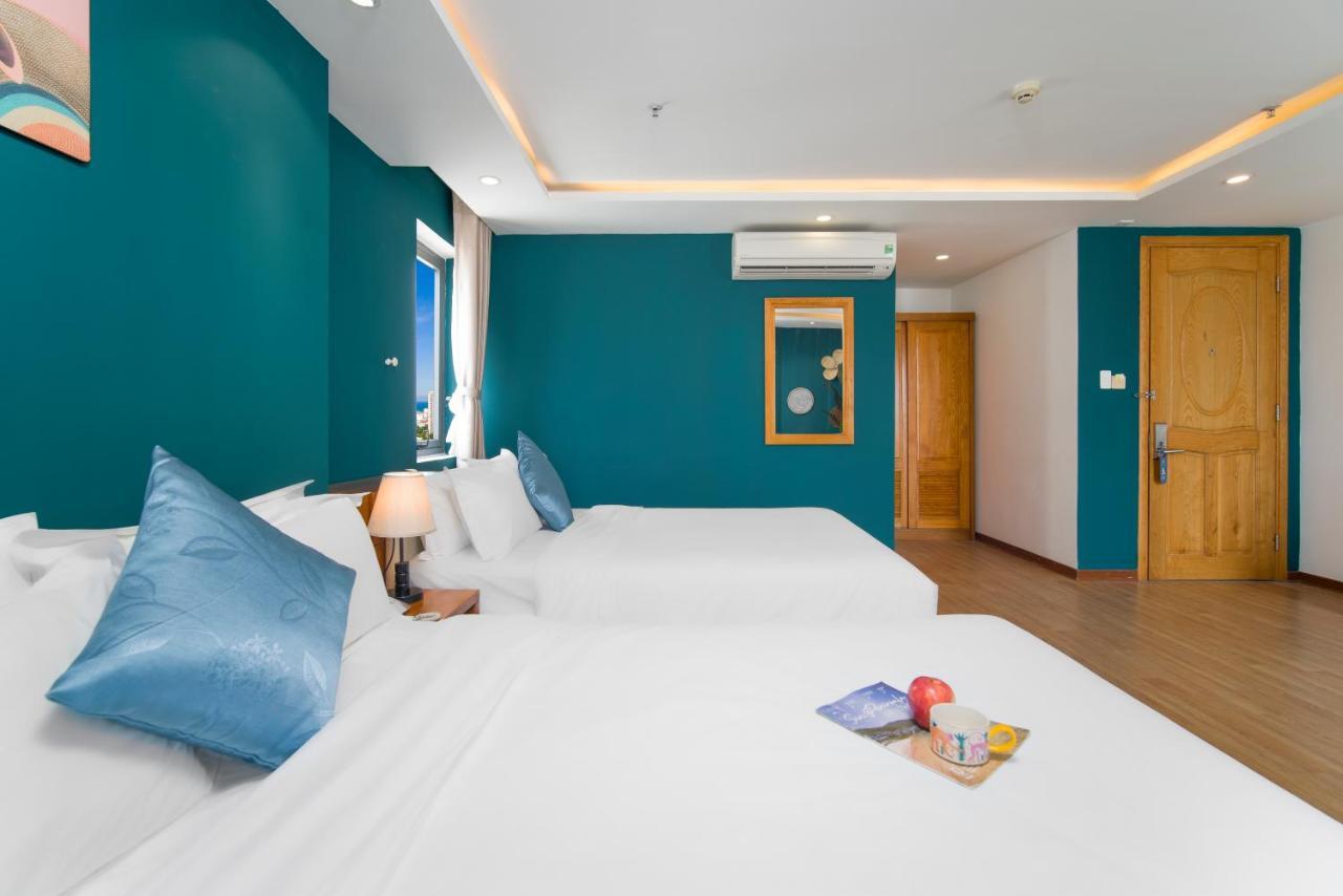 Merry Land Hotel Da Nang Esterno foto