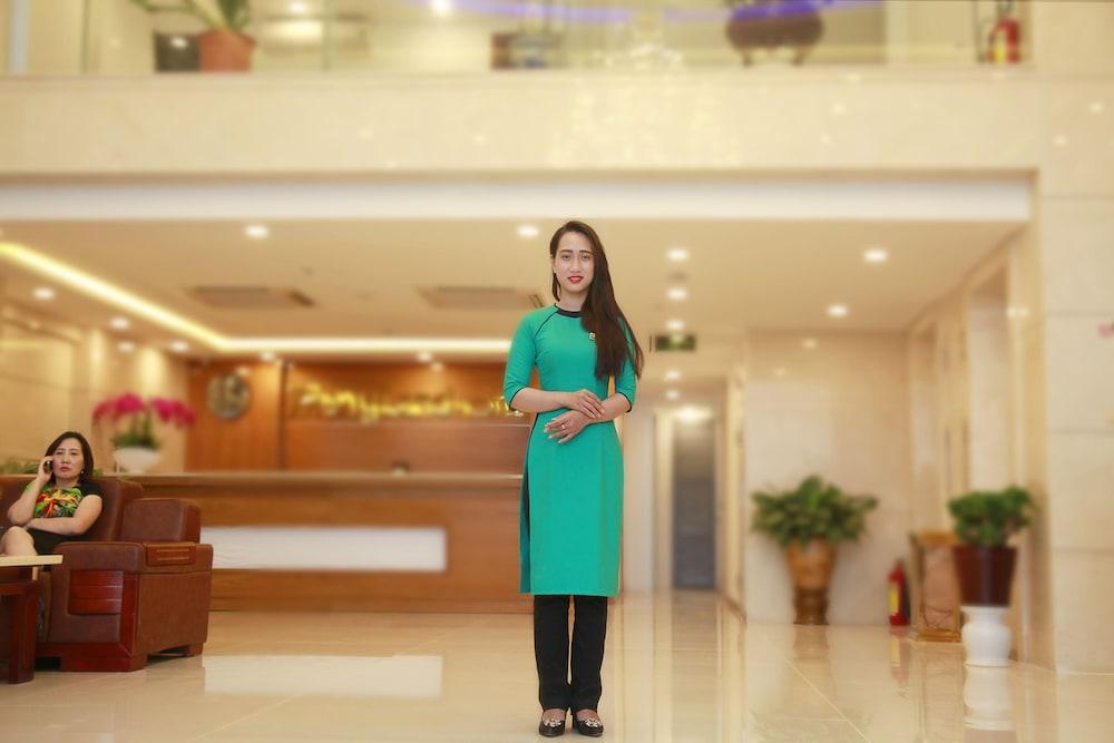Merry Land Hotel Da Nang Esterno foto