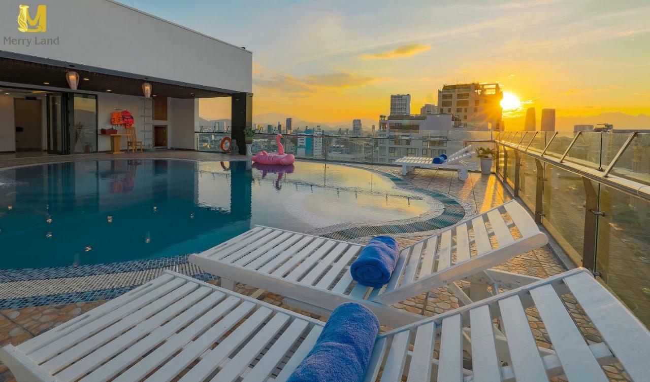 Merry Land Hotel Da Nang Esterno foto